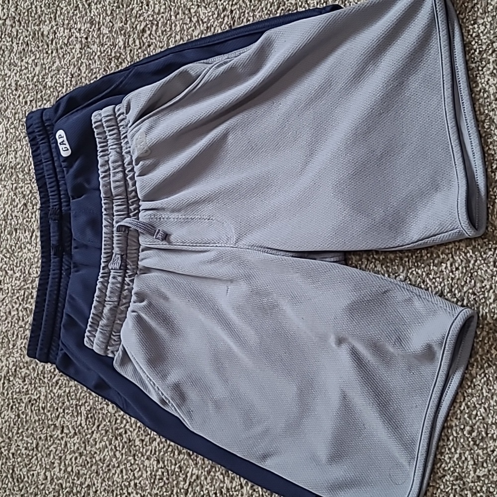 Kids boys fit mesh shorts Gap Size 8-9y